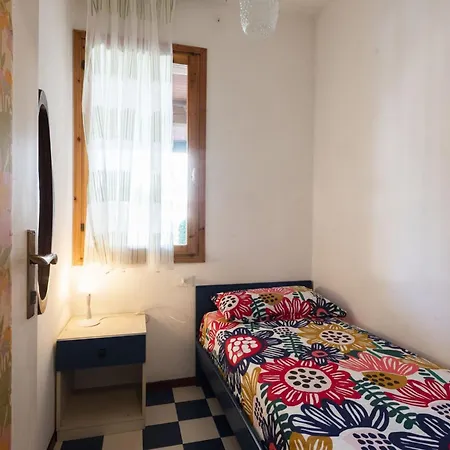 Townhouse With Pool, Garden And Close To 公寓 *