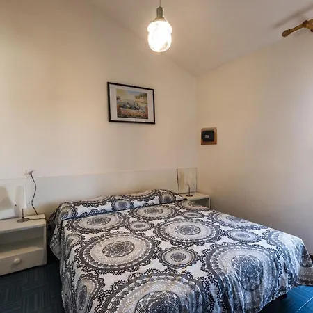 Apartment With Shared Garden And Swimming Pool