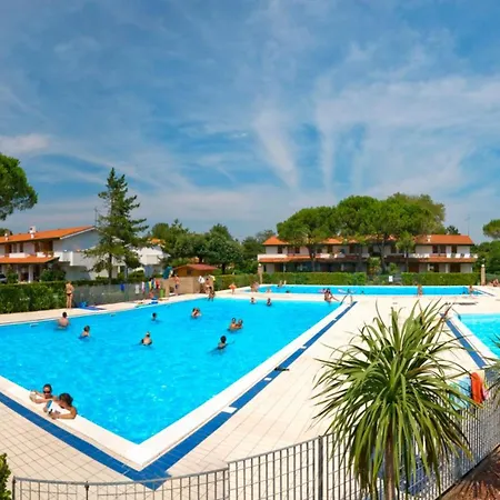 With Shared Garden And Swimming Pool *